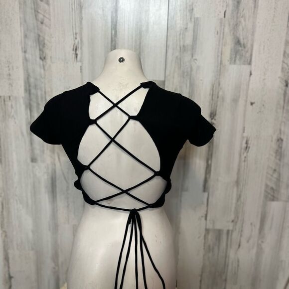 Crop top - Picture 5 of 6